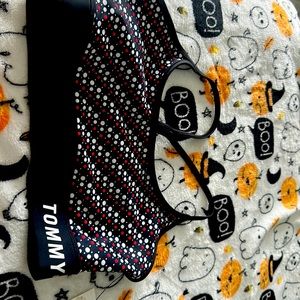 Tommy Hilfiger new sports bra